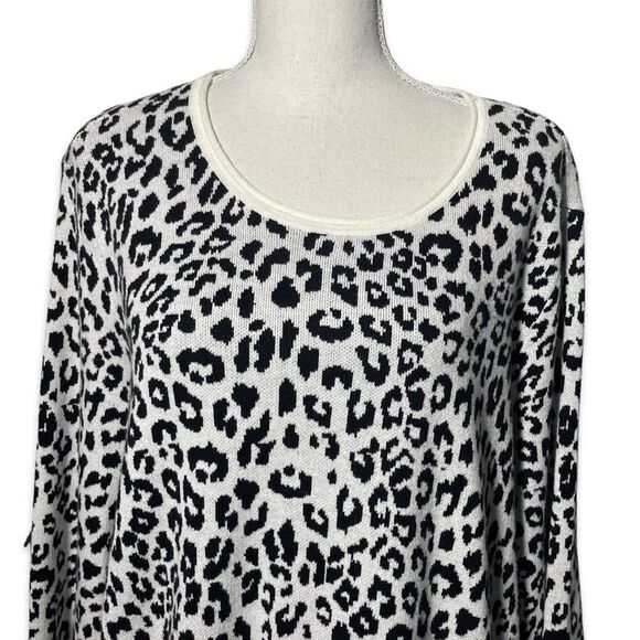 LANDS’ END Animal print sweater dress, Super soft feel, Size 2x (20W-22W) - Picture 2 of 6